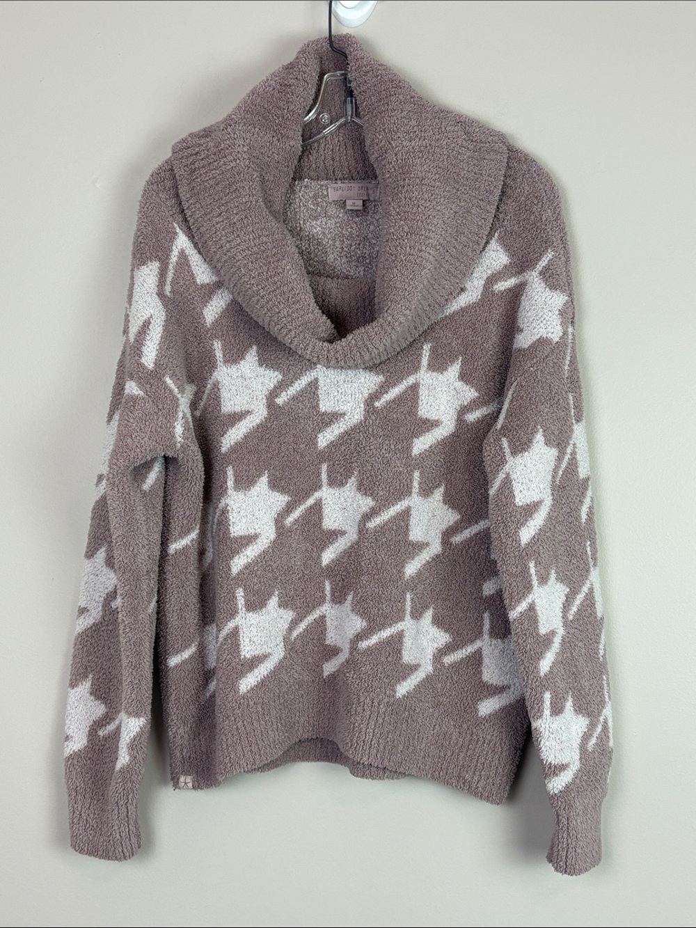 Barefoot Dreams Taupe & White Shawl Collar Sweater Medium CozyChic Knit Chucky